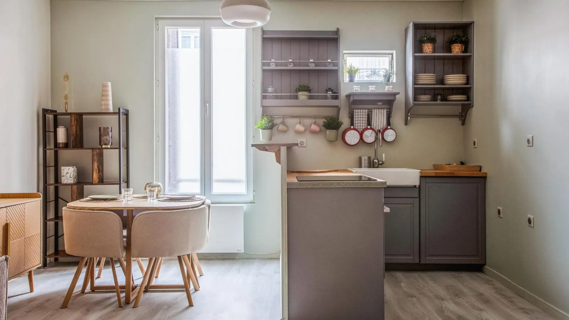 Appartement Douillet Alfortville Proche Metro Et Rer 0*,